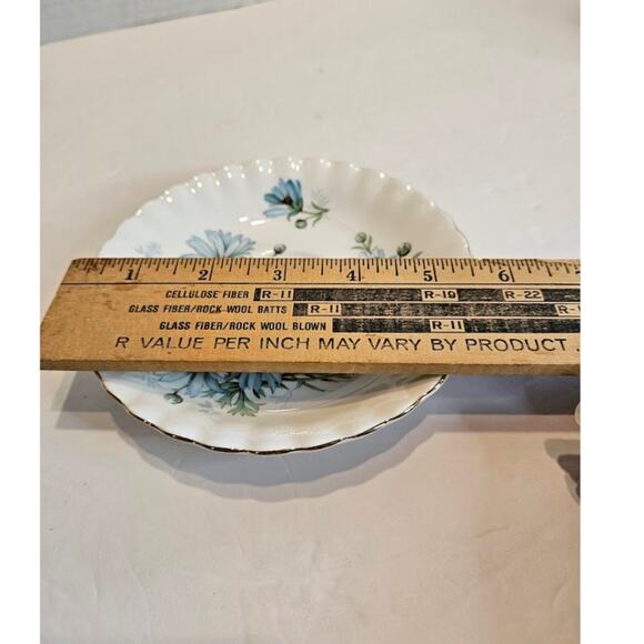 Royal Albert Plate Marguerite Blue Daisies England Bone China 5.5" Vintage - Picture 5 of 5